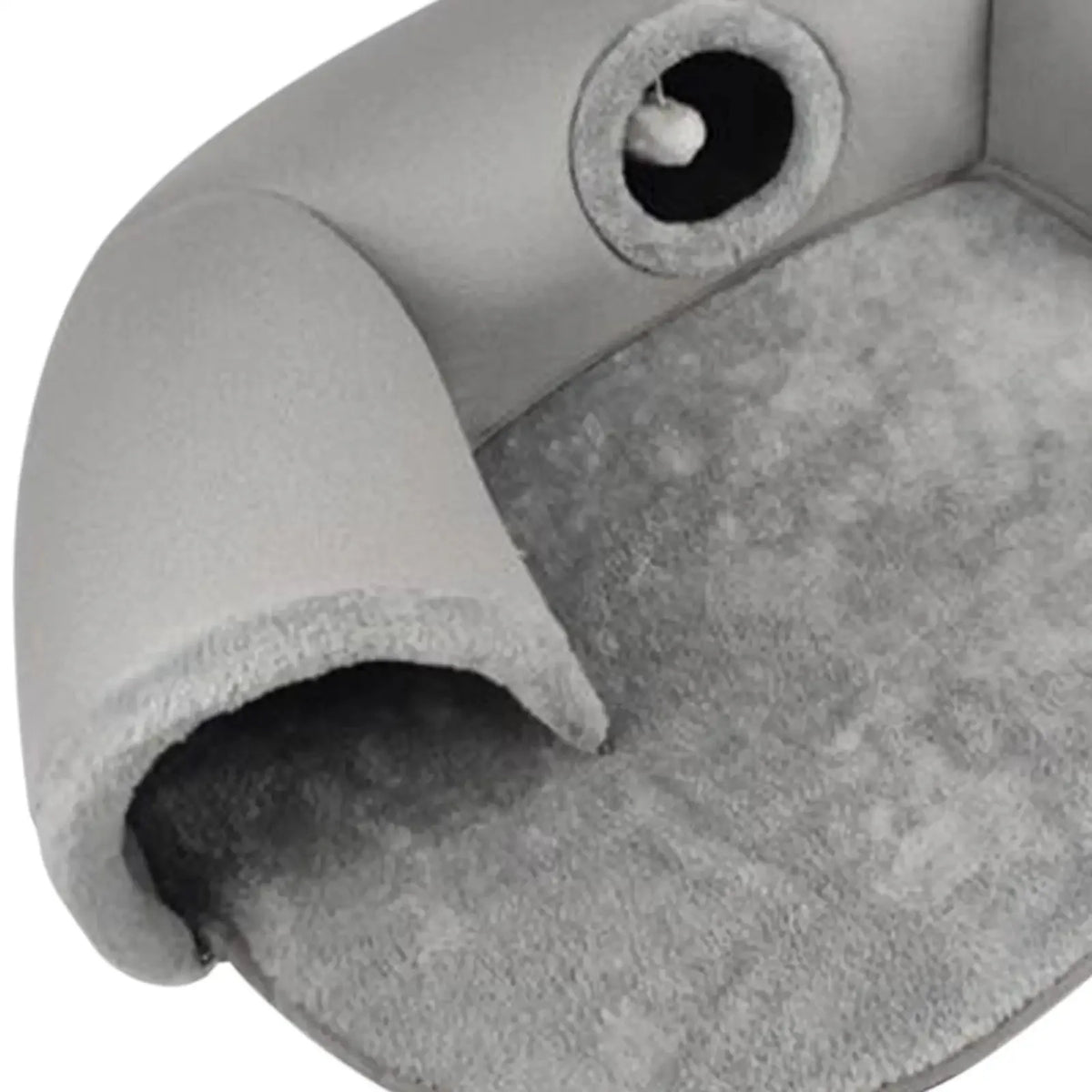 Cozy Plush Pet Bed for Cats and Small Dogs
