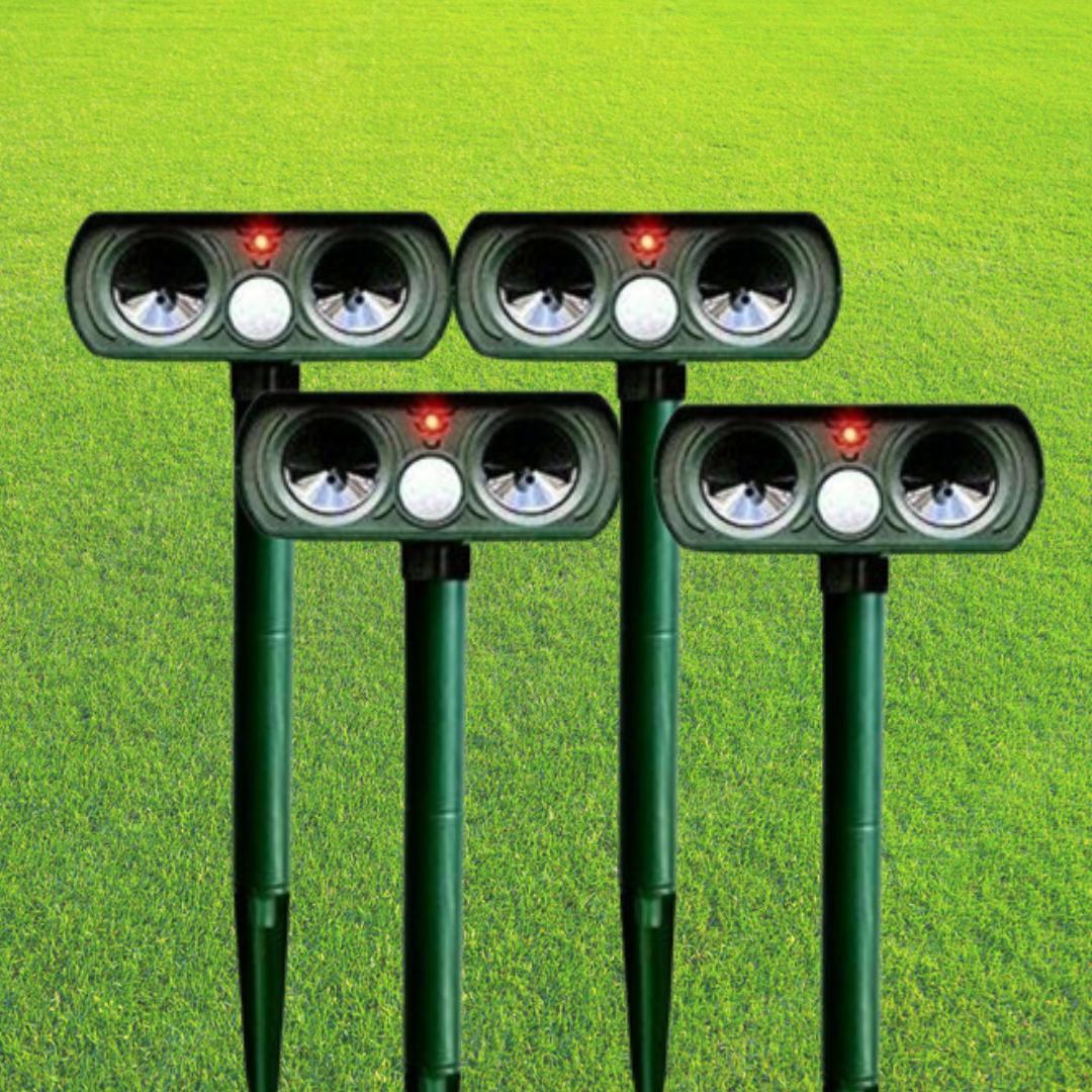 Solar-Powered Infrared Ultrasonic Animal Pest Repeller