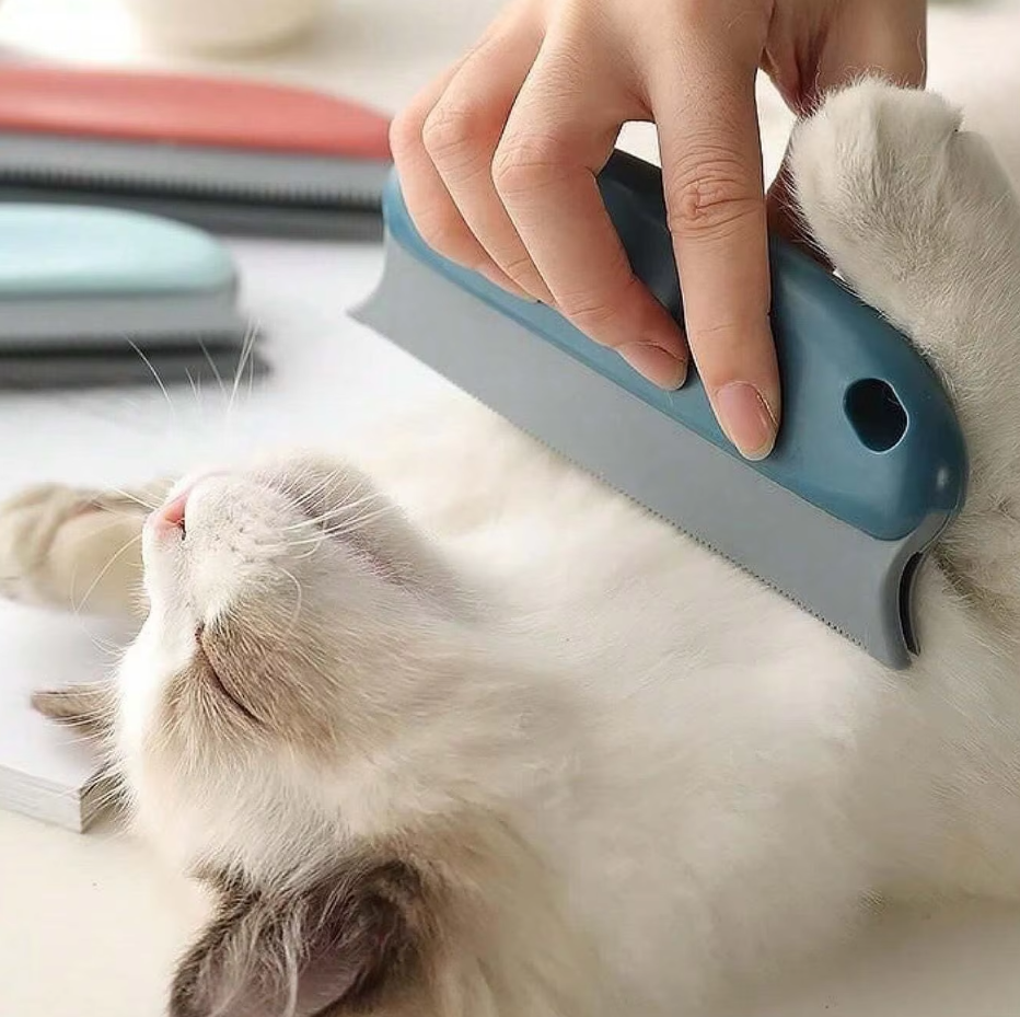 Reusable Pet Hair Remover for Furniture and Fabric