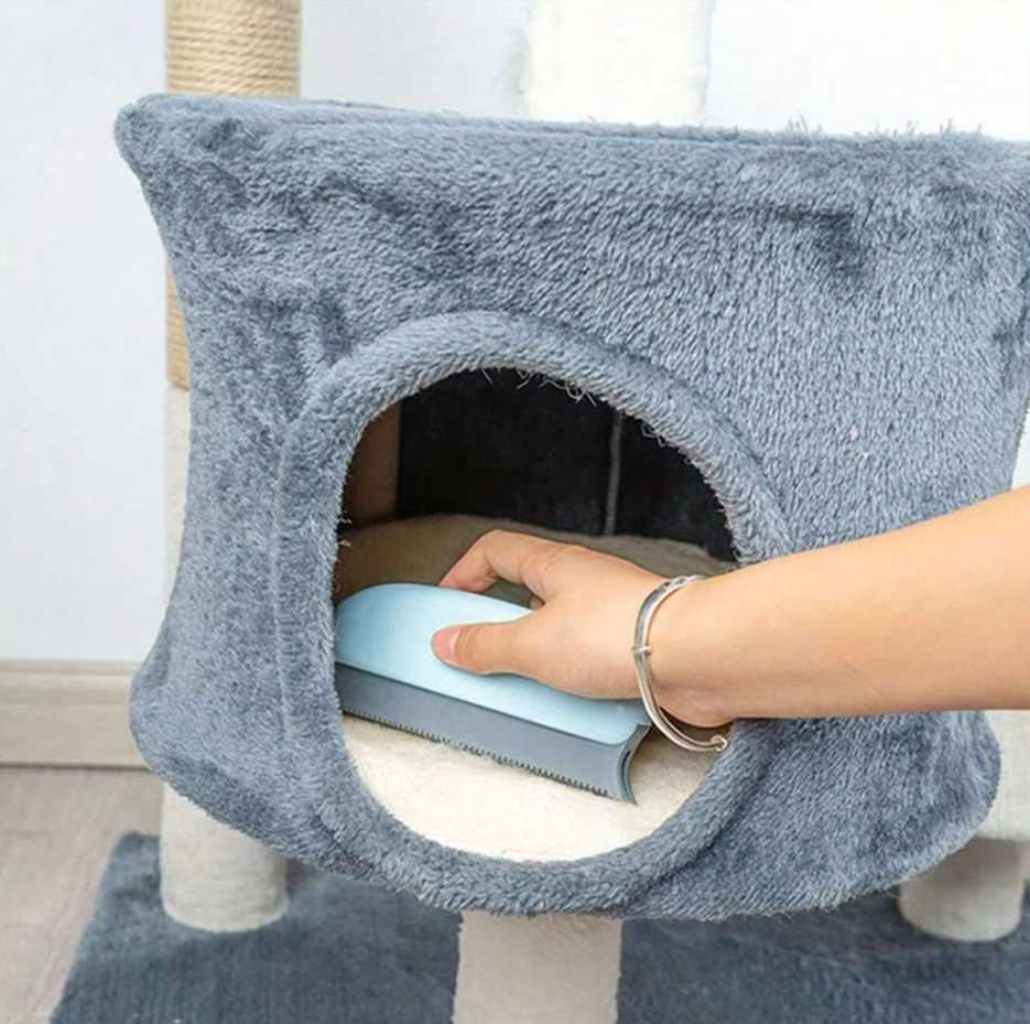 Reusable Pet Hair Remover for Furniture and Fabric