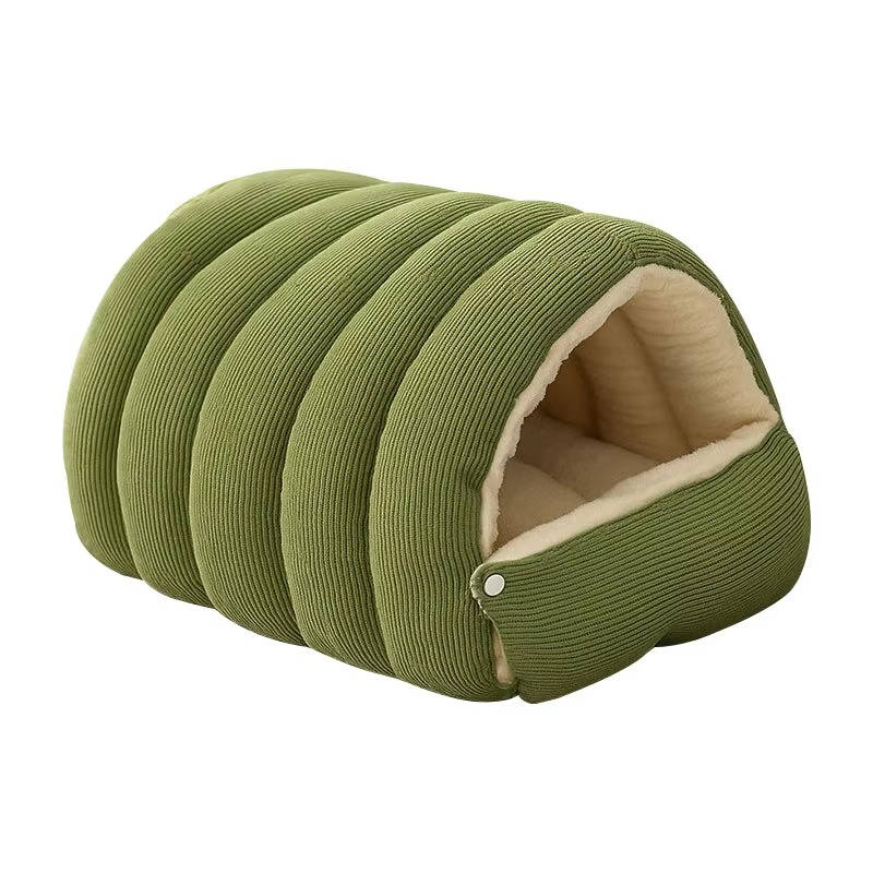 Removable and Washable Winter Enclosed Cat Bed
