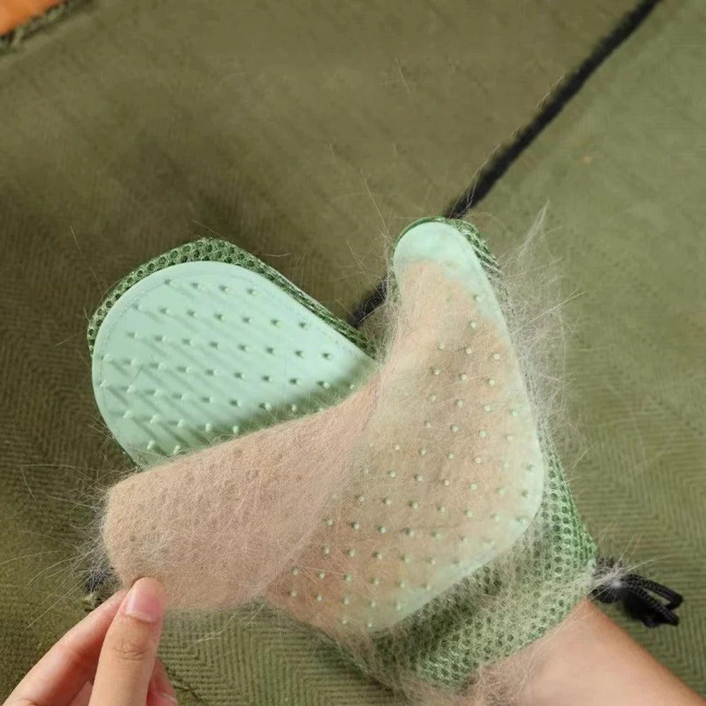 2-in-1 Cat Grooming &amp; Massage Glove