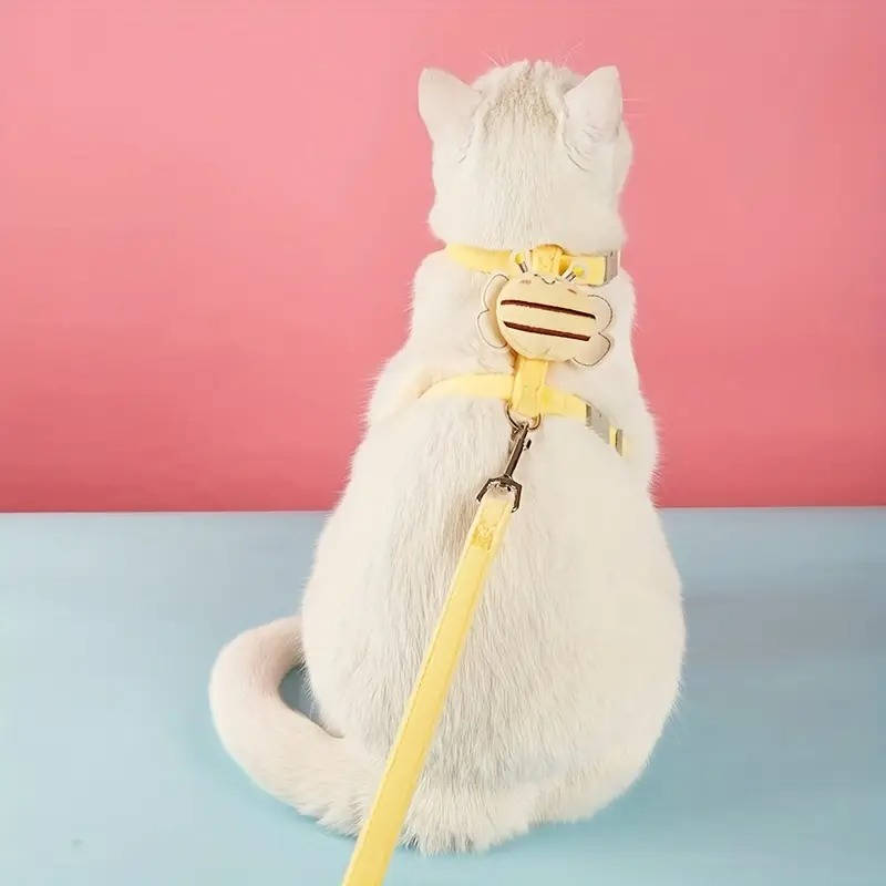 Escape-Proof Cat Vest Harness and Collar Set